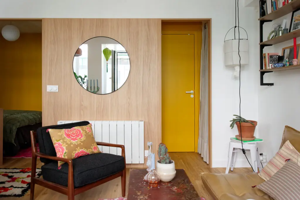 studio-deco-bois-jaune-paris-ctahan